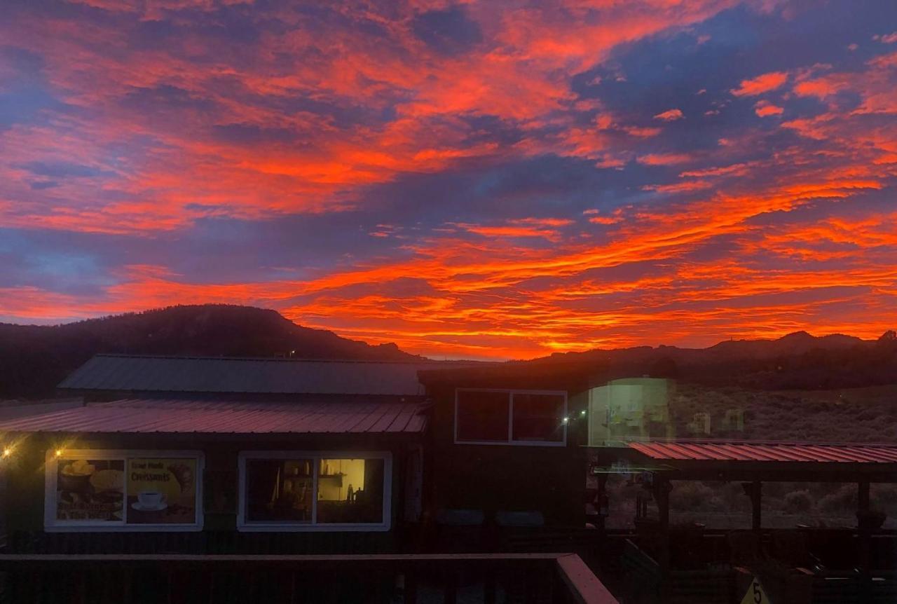 Bryce Sunset Inn Пейнгуич Екстериор снимка